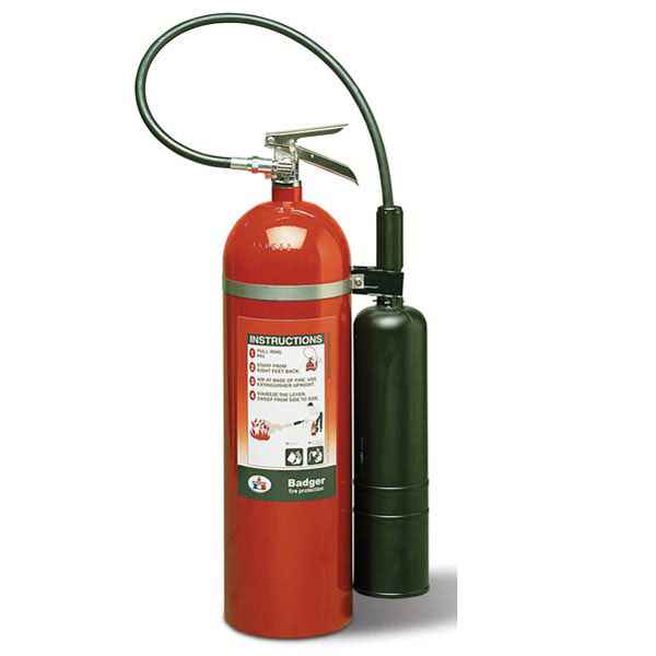 Badger™ Extra 15 lb CO2 Fire Extinguisher w/ Wall Hook